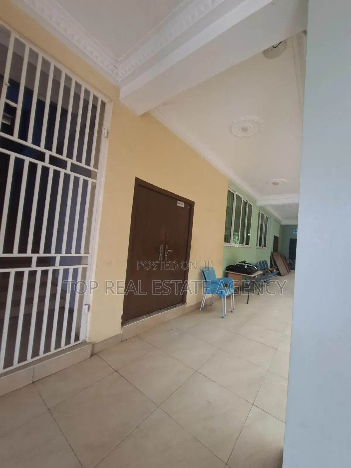 Office Space for Rent at Dome K. Boat