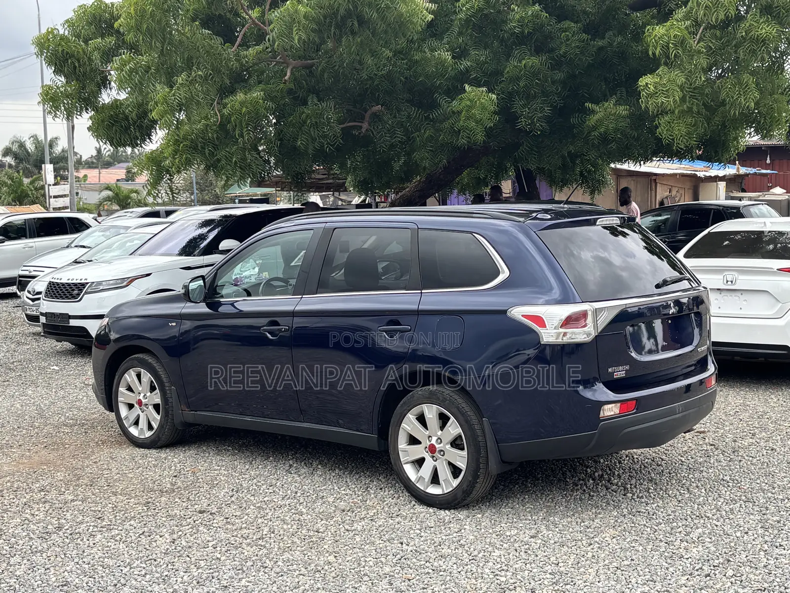 Mitsubishi Outlander 2015 Blue