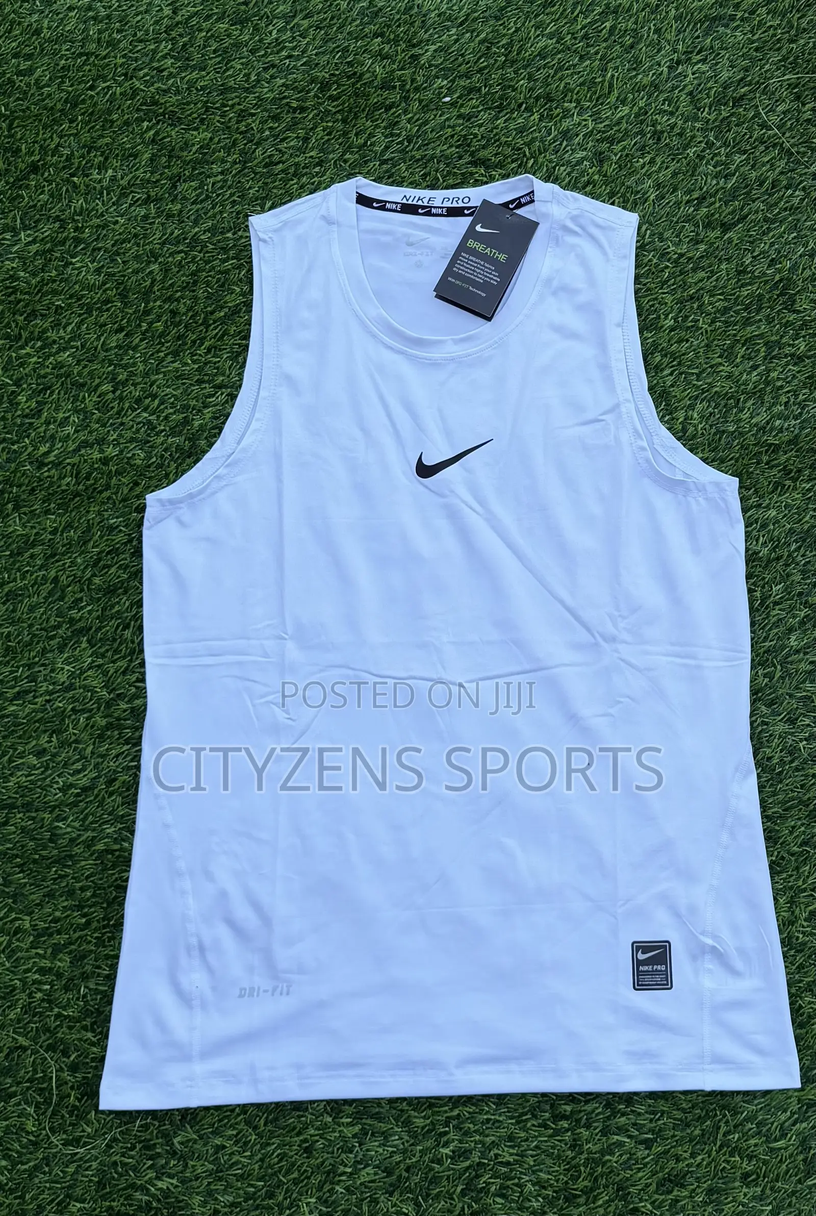 Nike White Sleeveless Gym/Sports Top