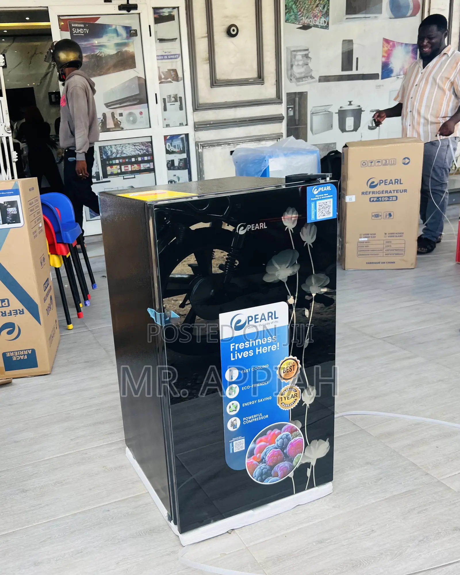 Super Durable Pearl Single Door Table Top Fridge(Black)Mirror