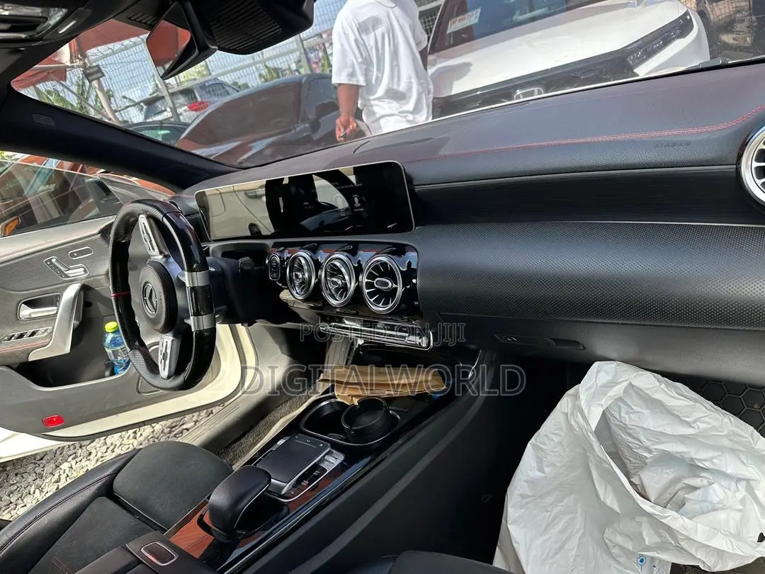 Mercedes-Benz CLA-Class AMG CLA 35 4MATIC Sedan 2020 White
