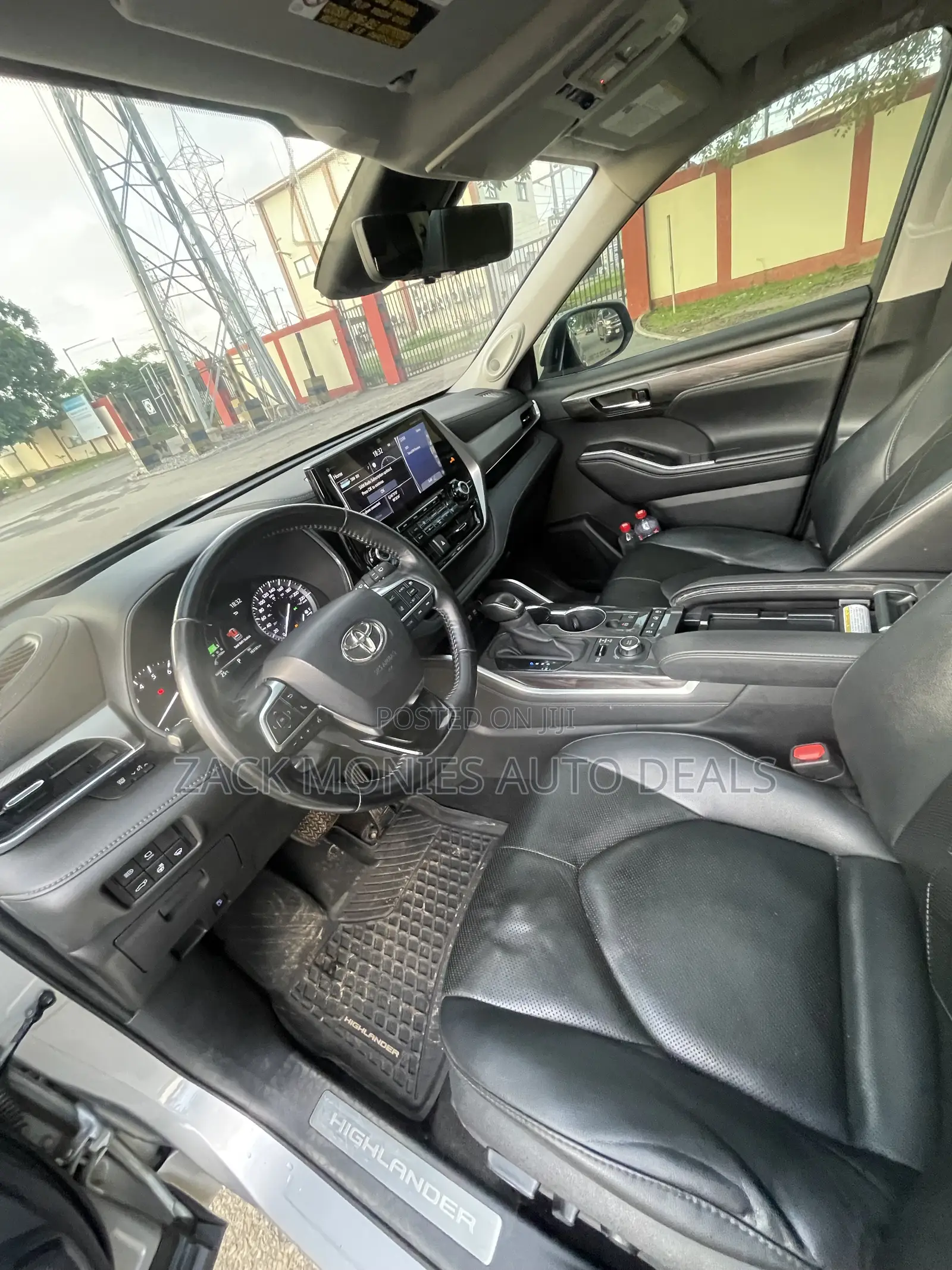 Toyota Highlander 2021 Silver