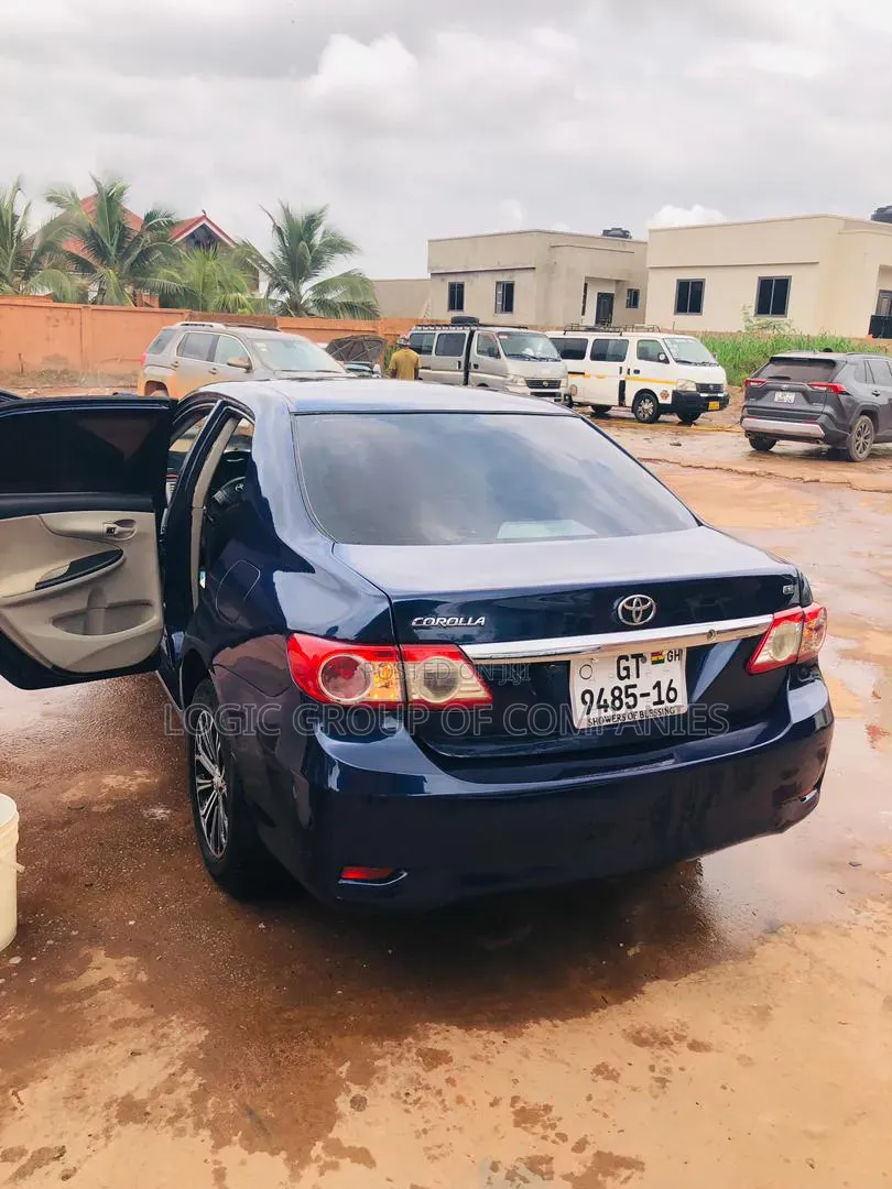Toyota Corolla 2013 Blue