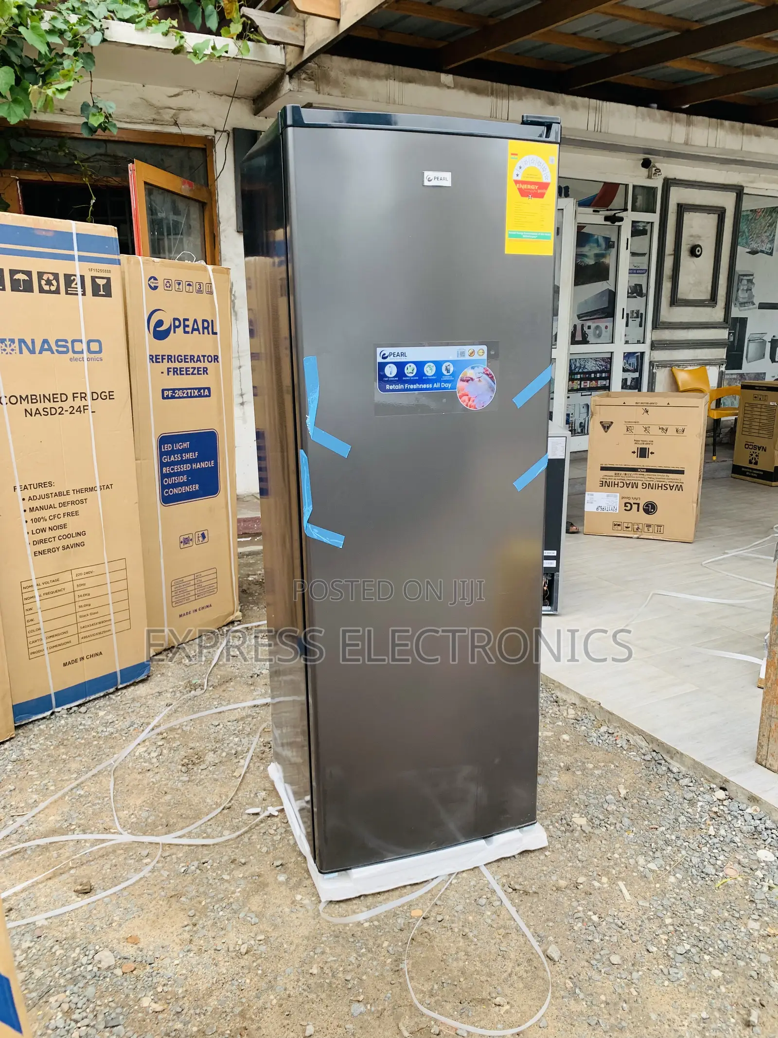 Limited Stock Pearl Upright Freezer Puf-370 Single Door