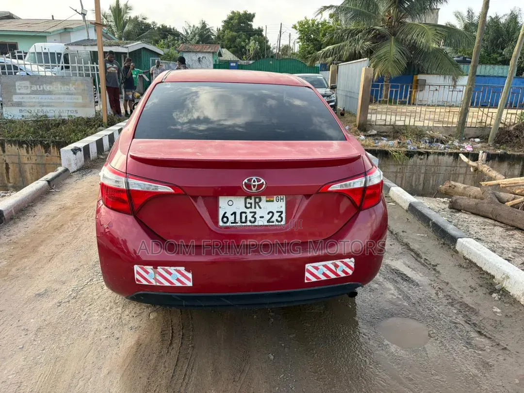 Toyota Corolla 2016 Red