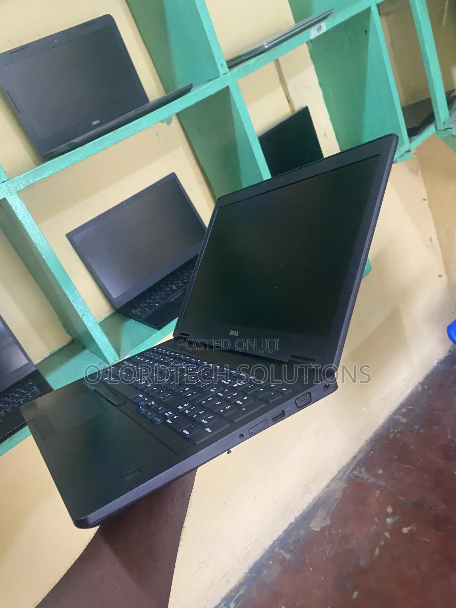 Laptop Dell Latitude 5580 8GB Intel Core i5 SSD 256GB