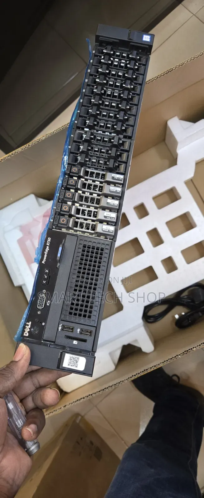 Server Dell PowerEdge R730 128GB Intel Xeon SSHD (Hybrid) 6T