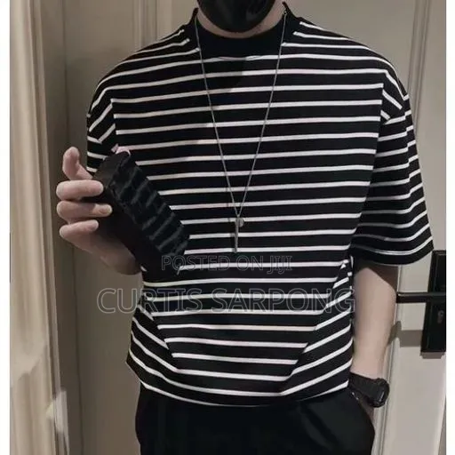 Fashion Stripped Round Neck Summer T-Shirt - Black
