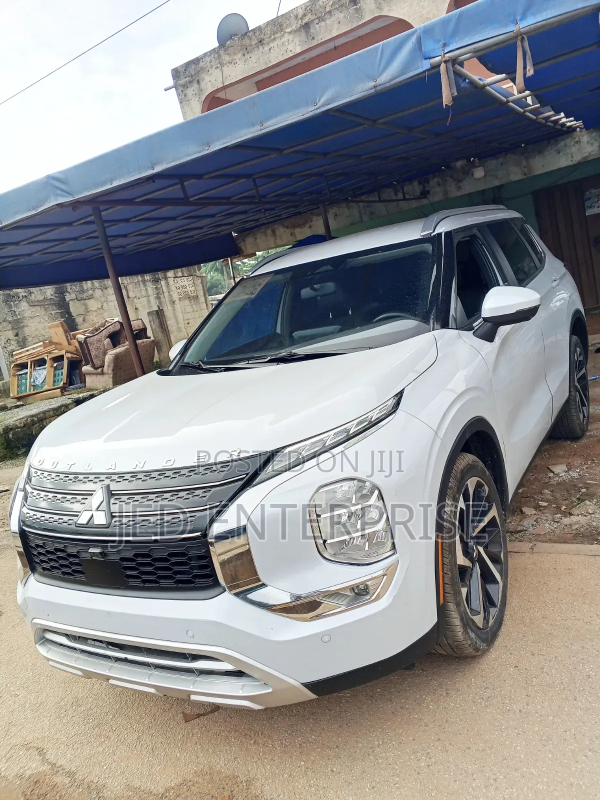 Mitsubishi Outlander 2024 Pearl