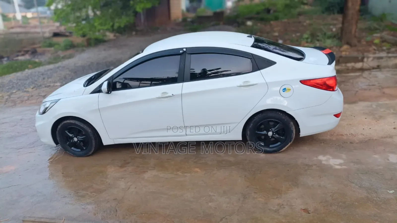 Hyundai Accent 2015 White