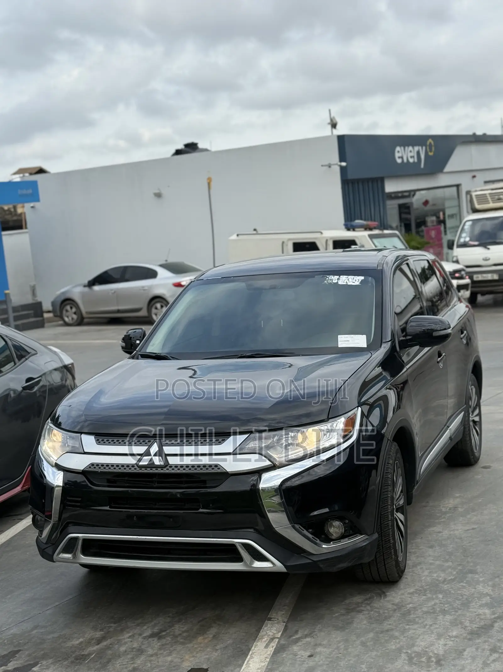 Mitsubishi Outlander SE FWD 2017 Black