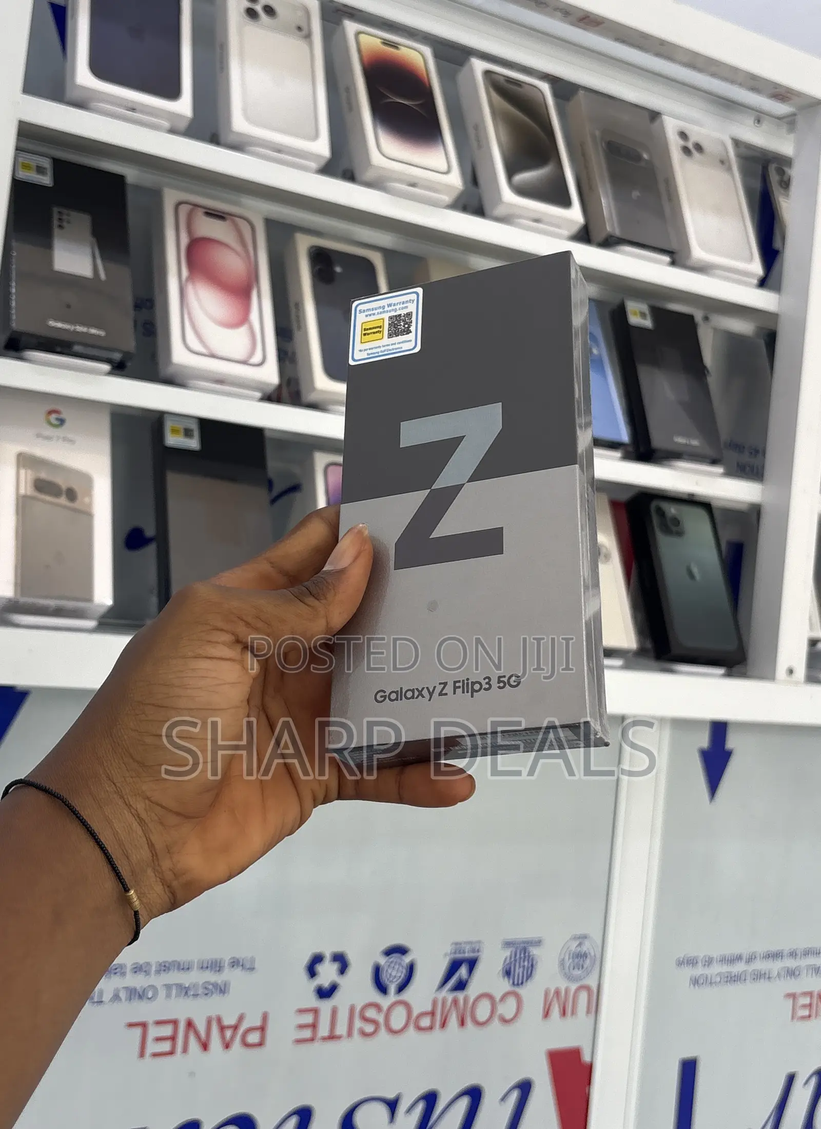 New Samsung Galaxy Z Flip3 5G 256 GB Yellow