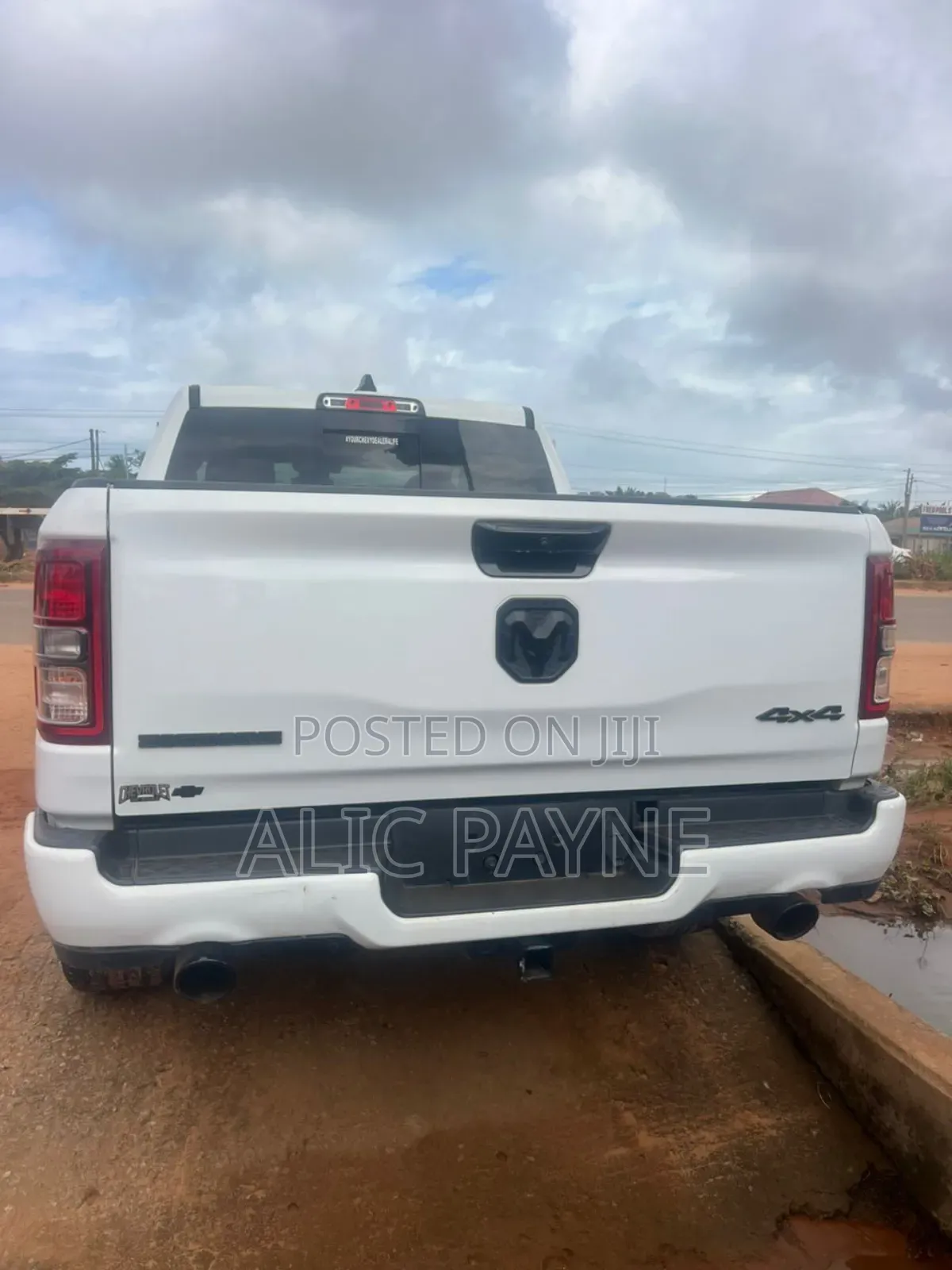 Dodge RAM 2024 White