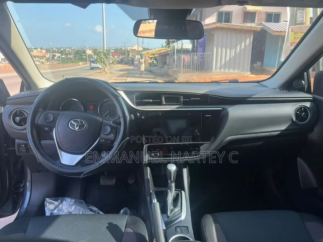 Toyota Corolla 2017 Gray