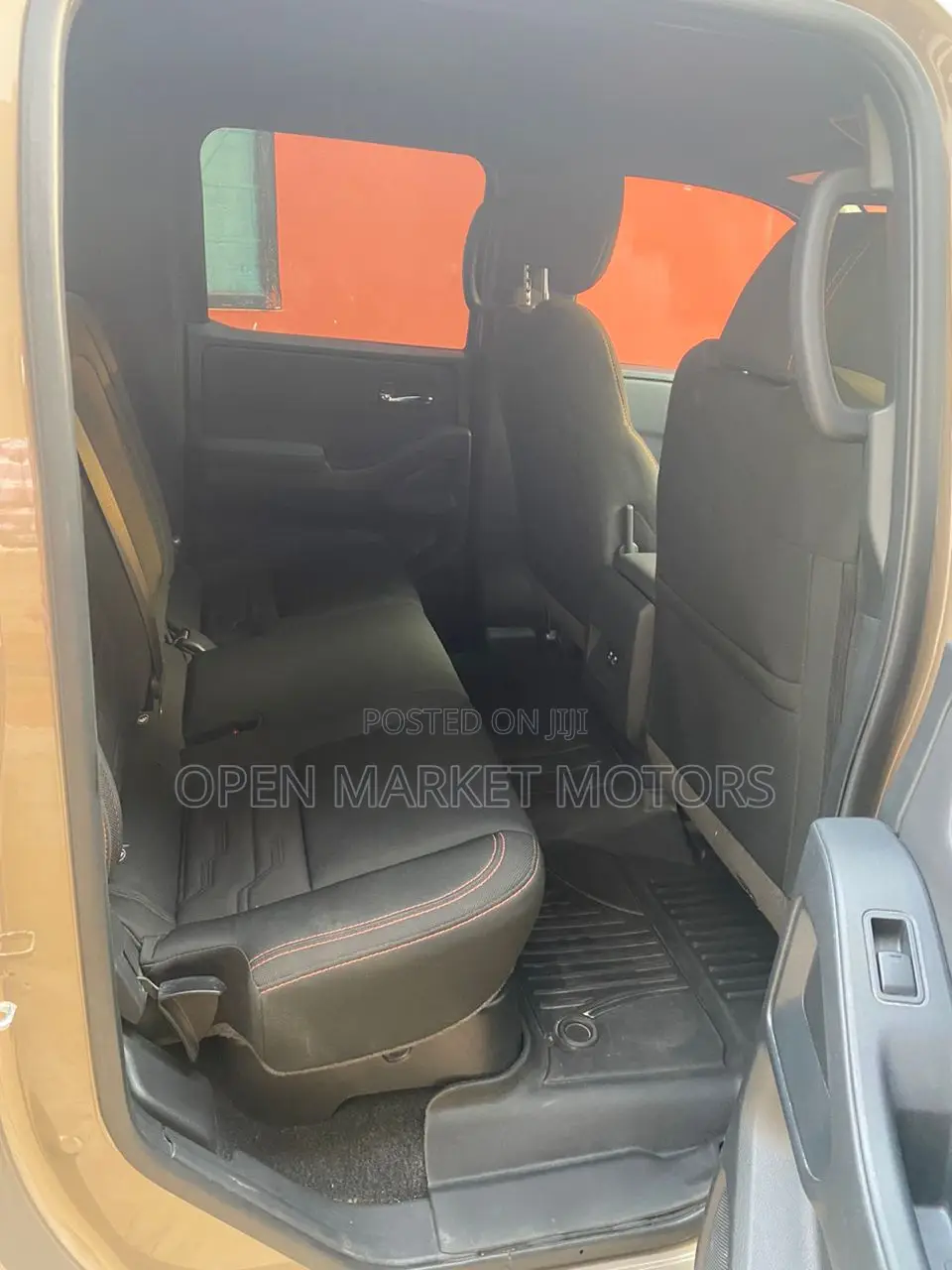 Nissan Frontier PRO-X 2024 Gold