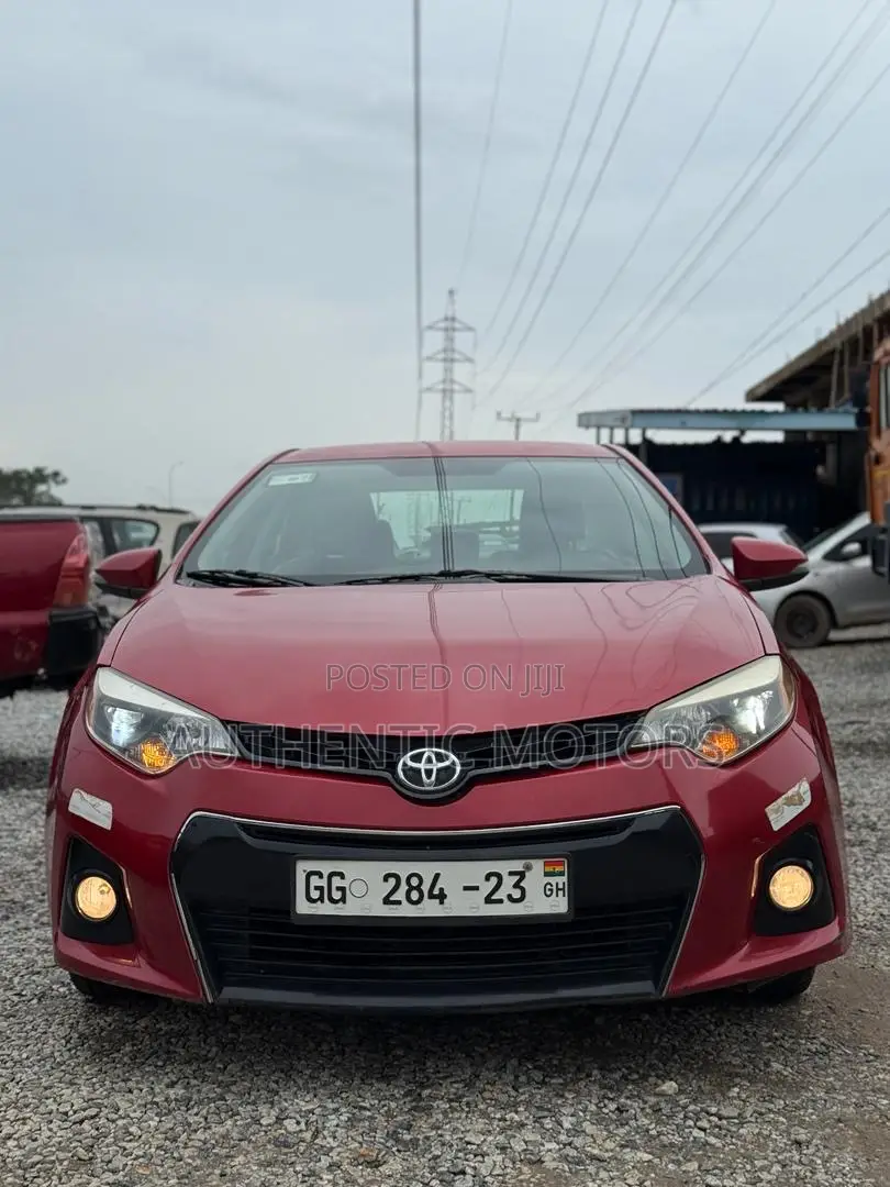 Toyota Corolla S 4dr Sedan (1.8L 4cyl CVT) 2015 Red
