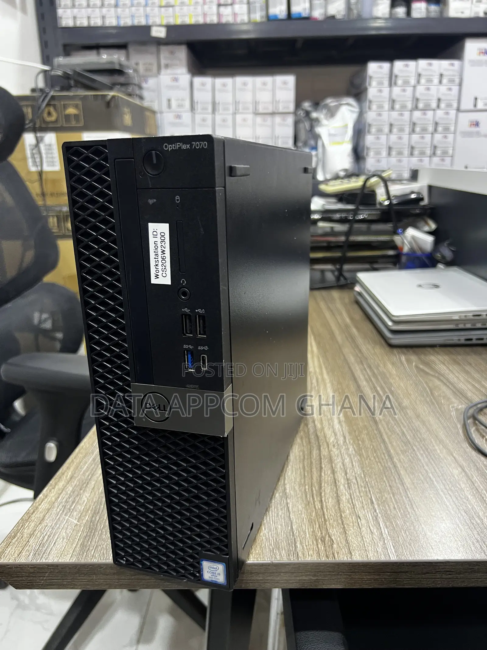 Desktop Computer Dell OptiPlex 7070 8GB Intel Core i5 SSD 256GB