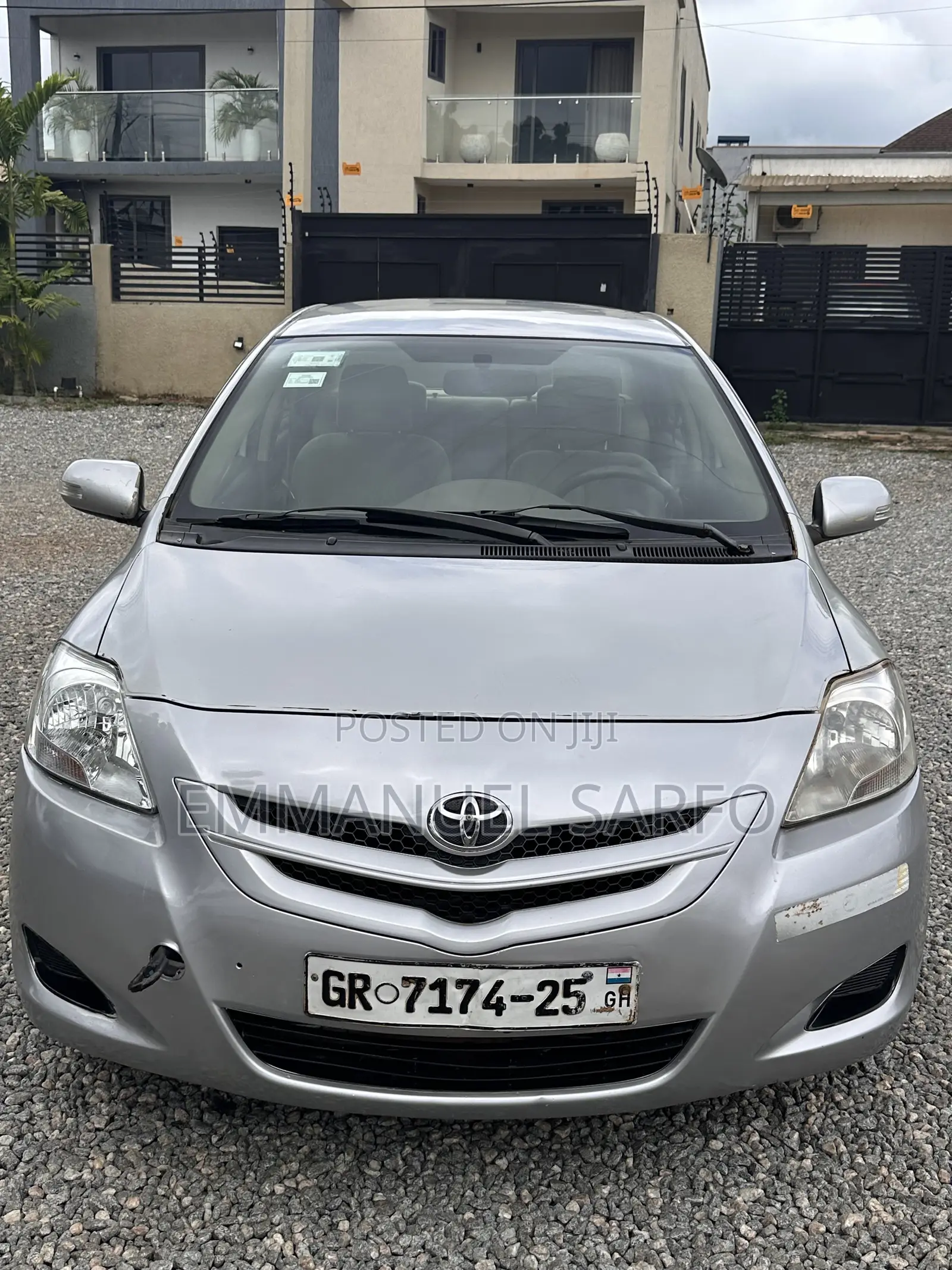 Toyota Belta 2012 Silver