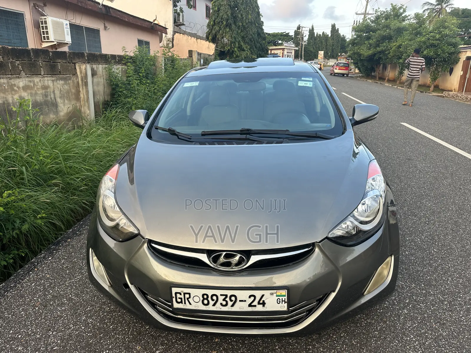 Hyundai Elantra Limited Sedan FWD (1.8L 4cyl 6A) 2013 Gray