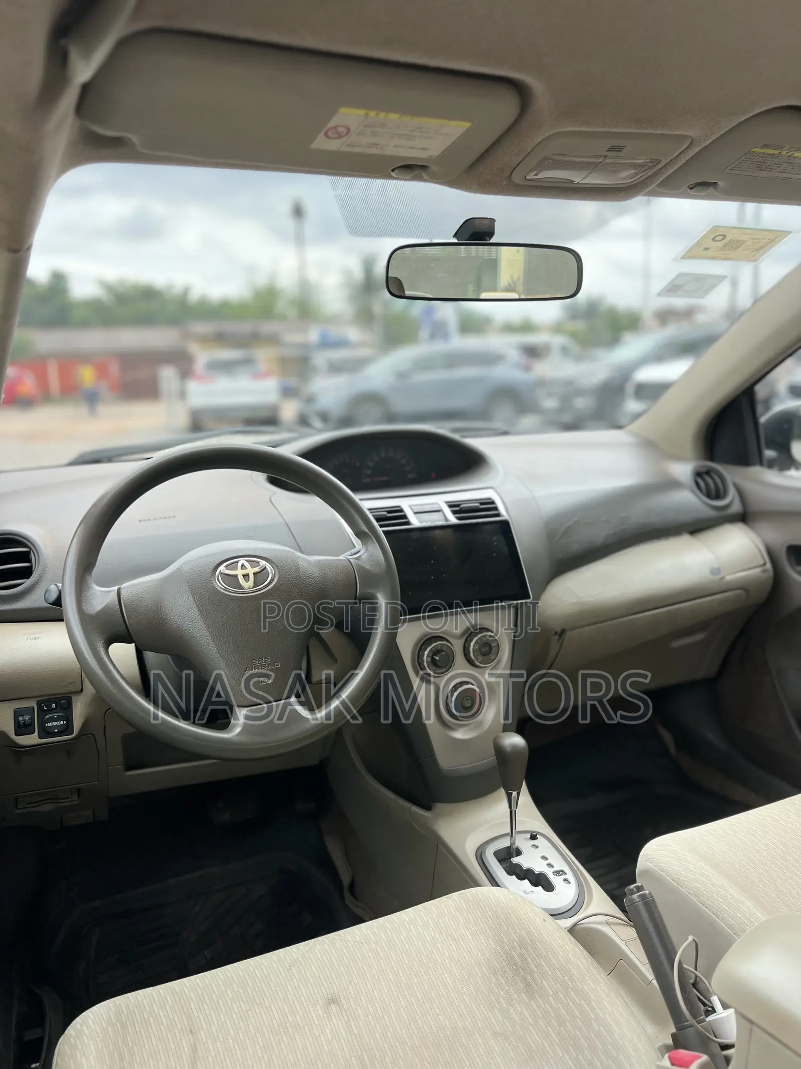 Toyota Belta 2010 Silver