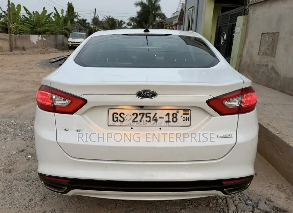 Ford Fusion SE 2013 White