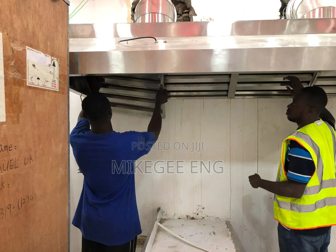Installation of Commercial Heat and Smoke Extractor for Restaurants