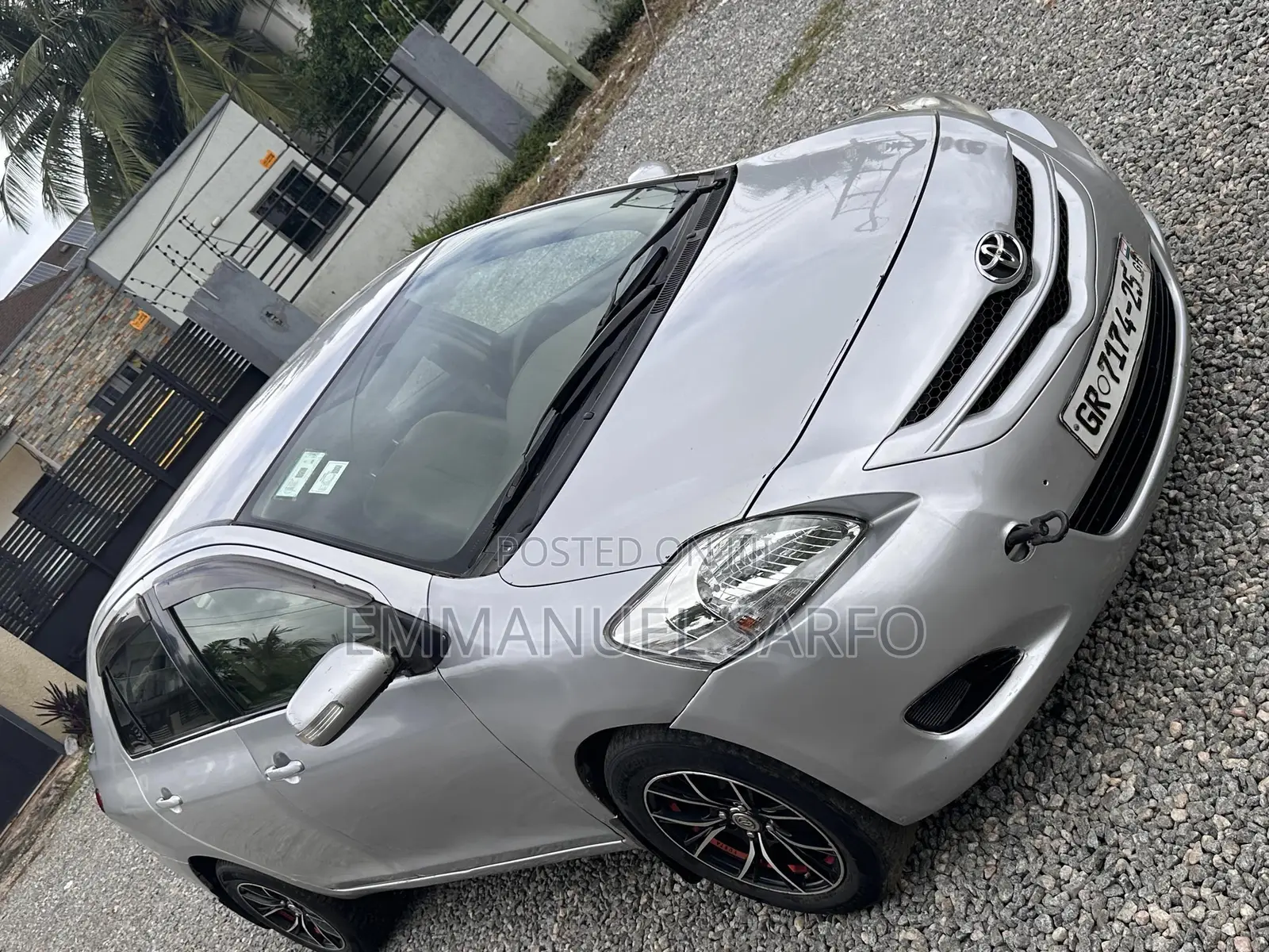 Toyota Belta 2012 Silver