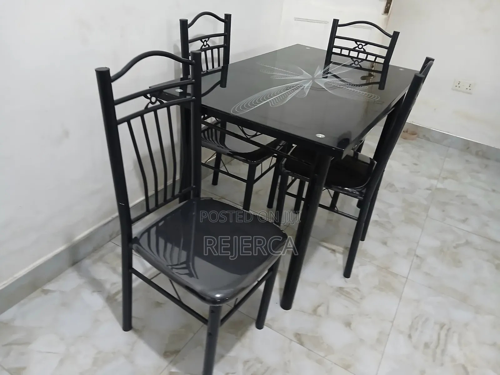 Affordable Brand New Dinning Table With Chairs