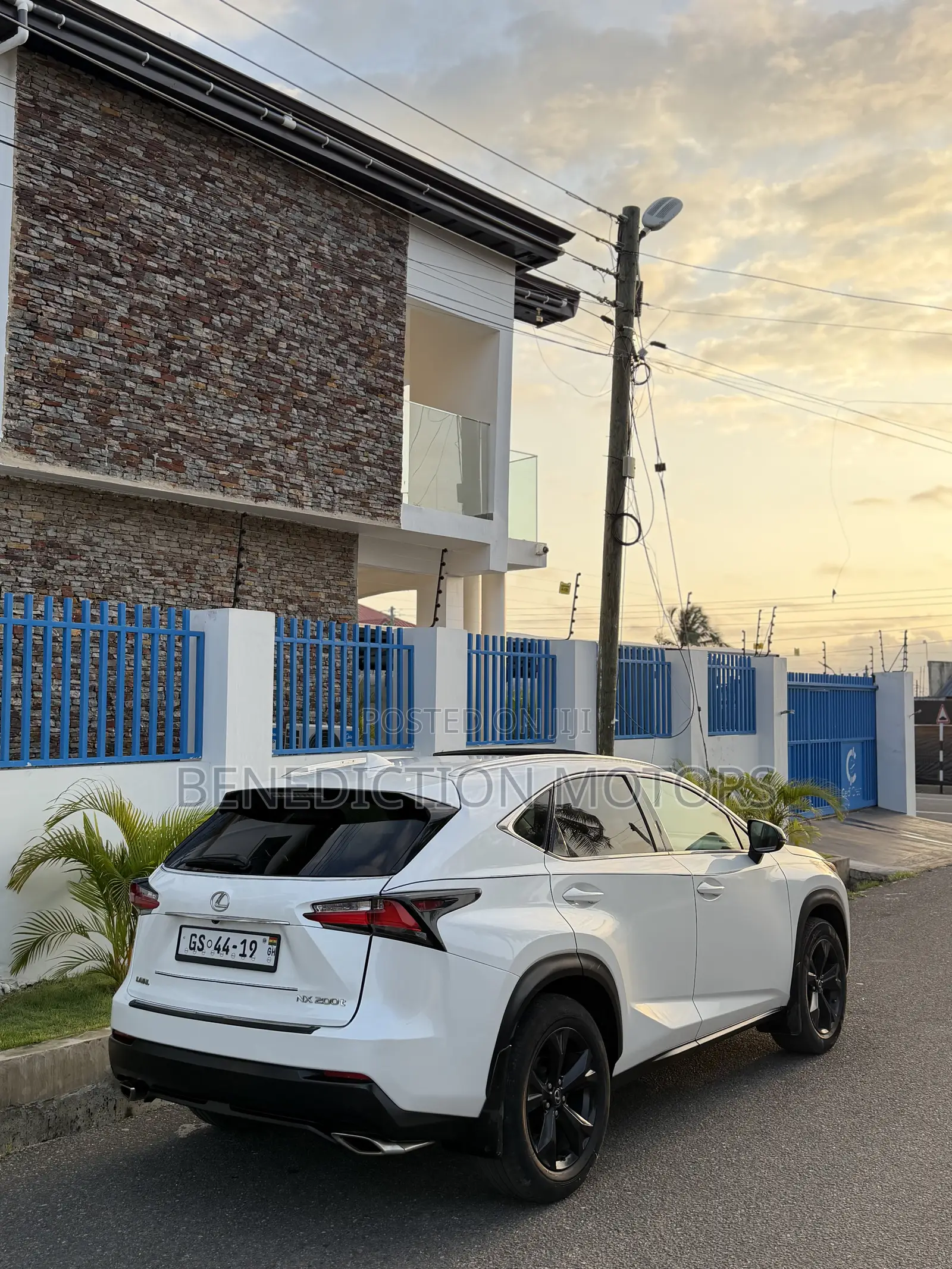 Lexus NX 200 AWD 2018 White
