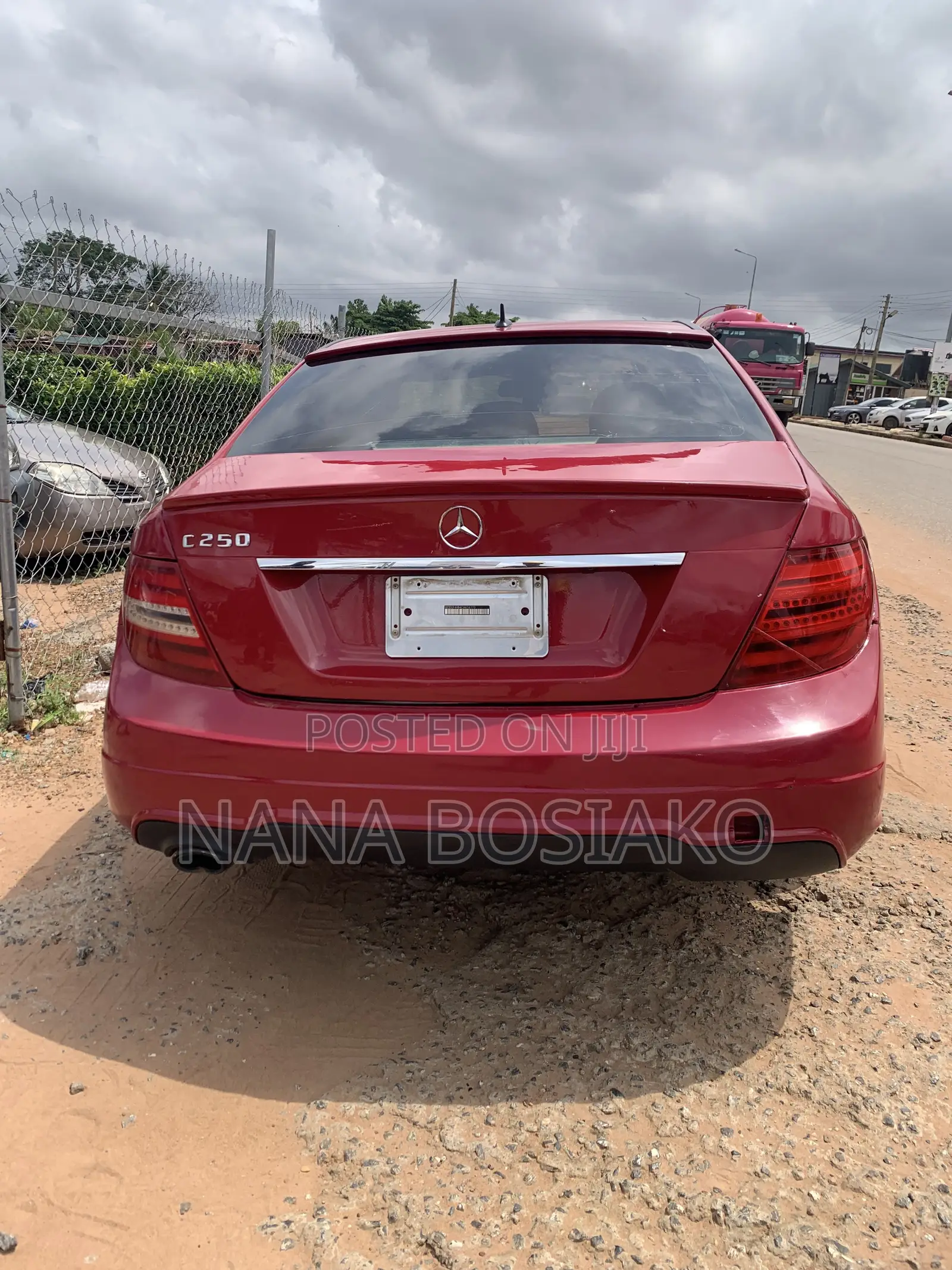Mercedes-Benz C250 2013 Red