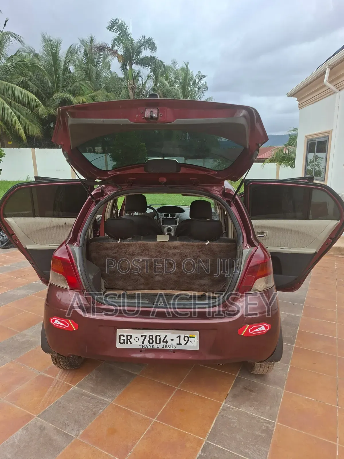 Toyota Vitz 1.0 FWD 3dr 2010 Burgundy