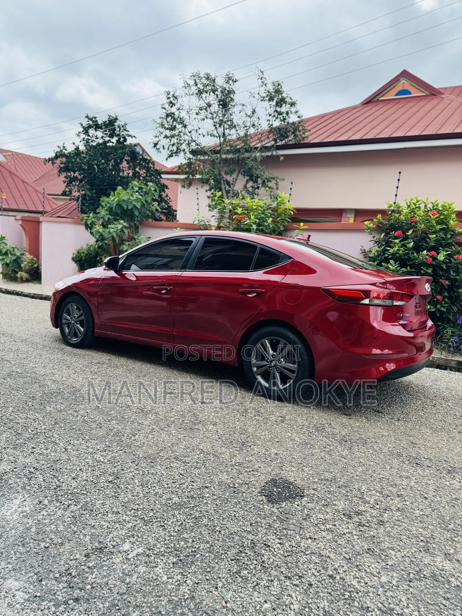 Hyundai Elantra 2017 Red