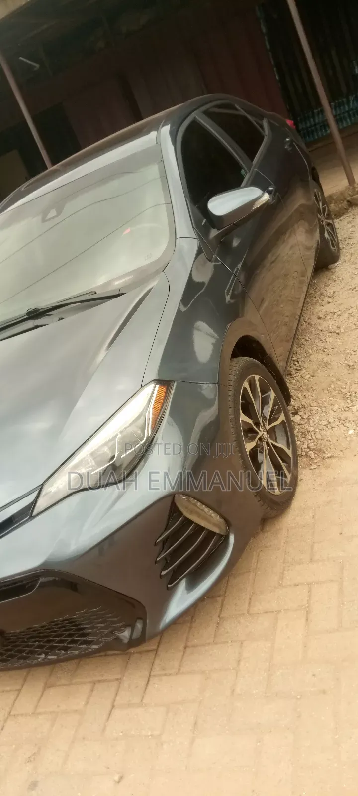 Toyota Corolla SE Special Edition 4dr Sedan (1.8L 4cyl CVT) 2017