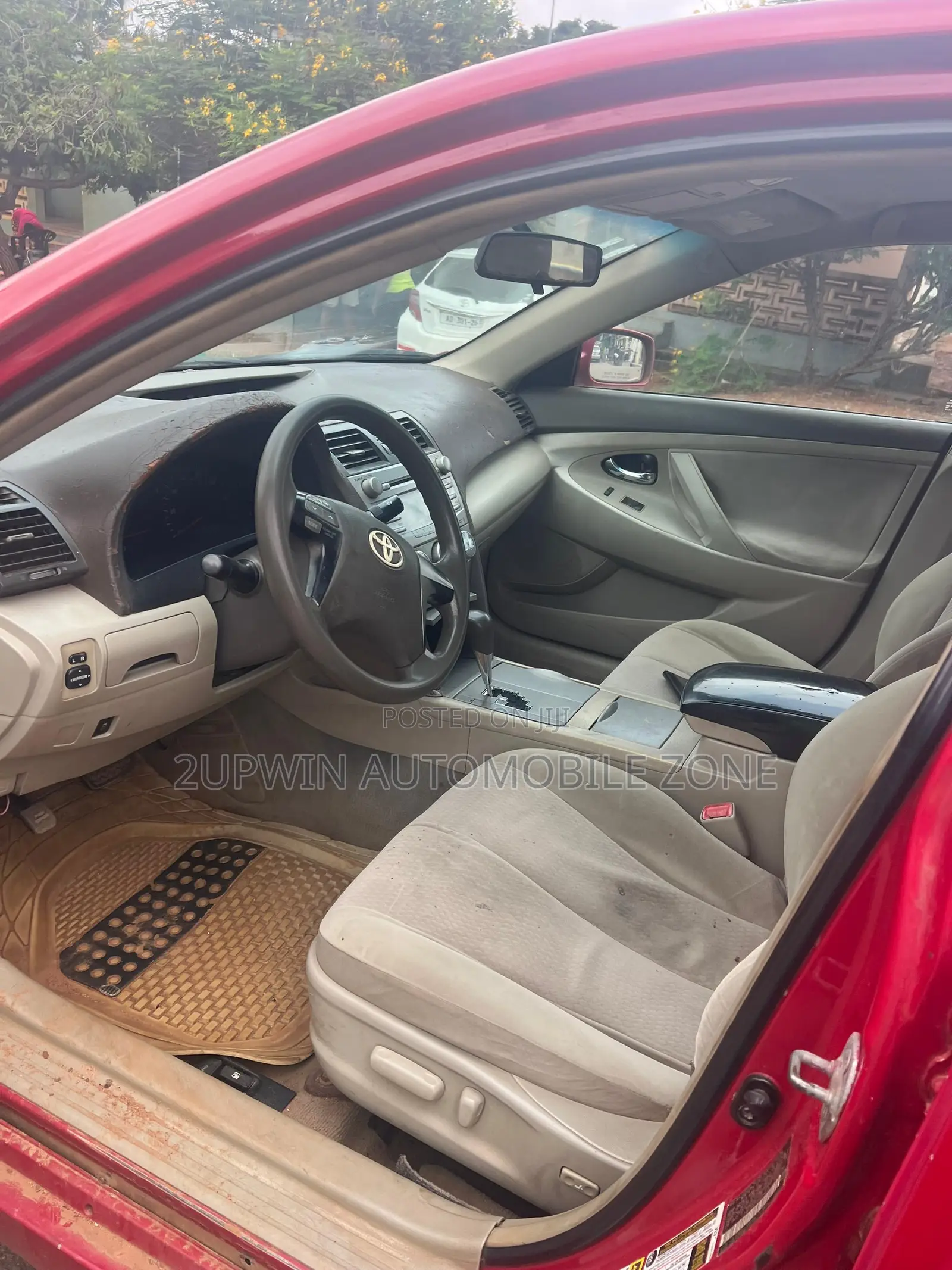 Toyota Camry 2011 Red