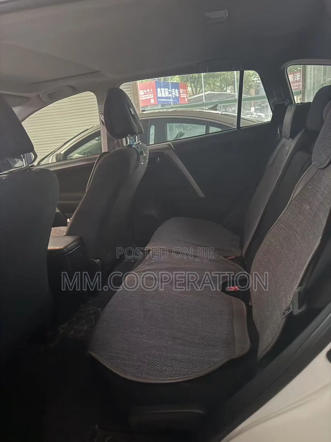 Toyota RAV4 Limited AWD 2019 White