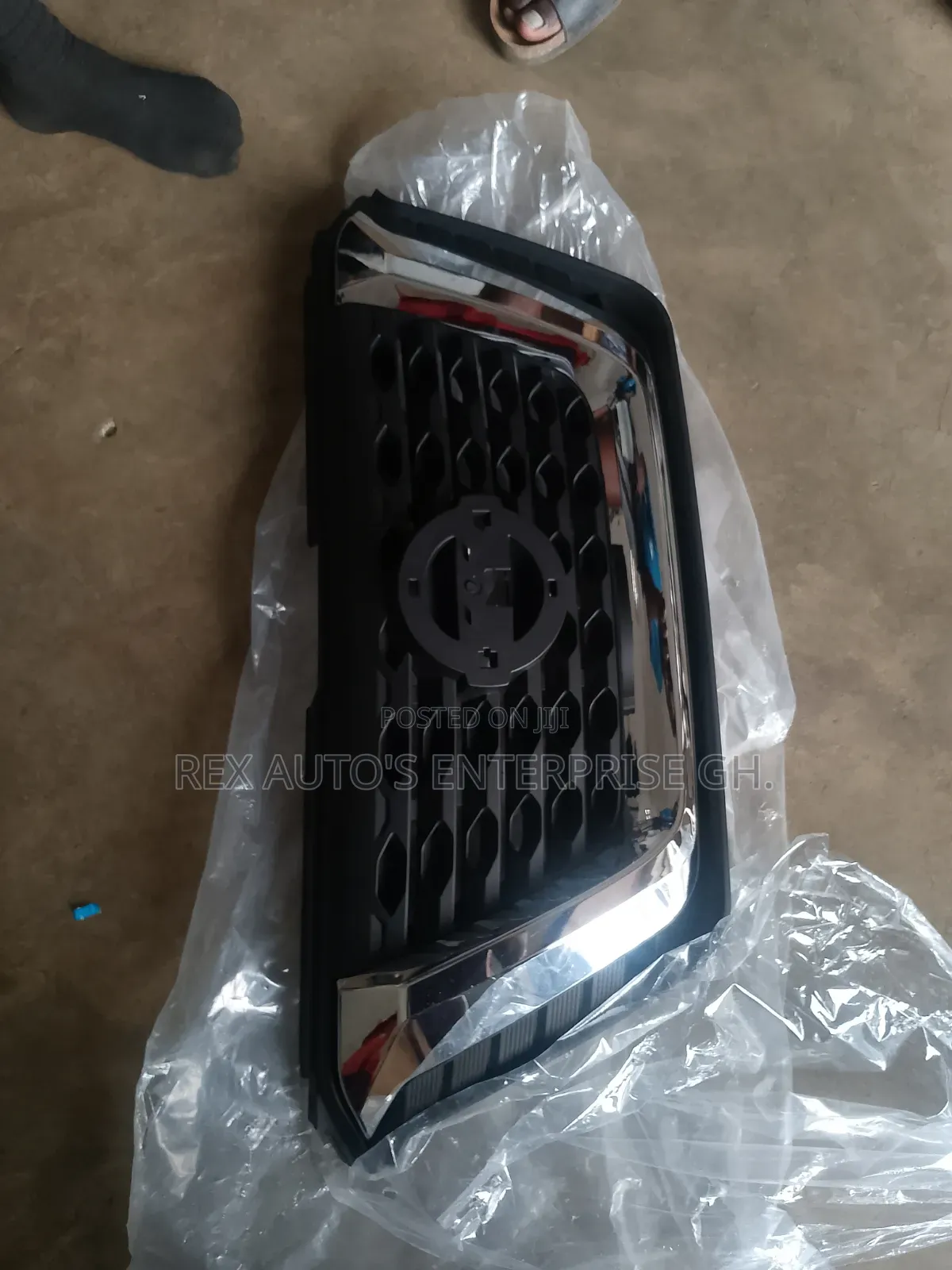 Nissan Kicks Front Shells /2018