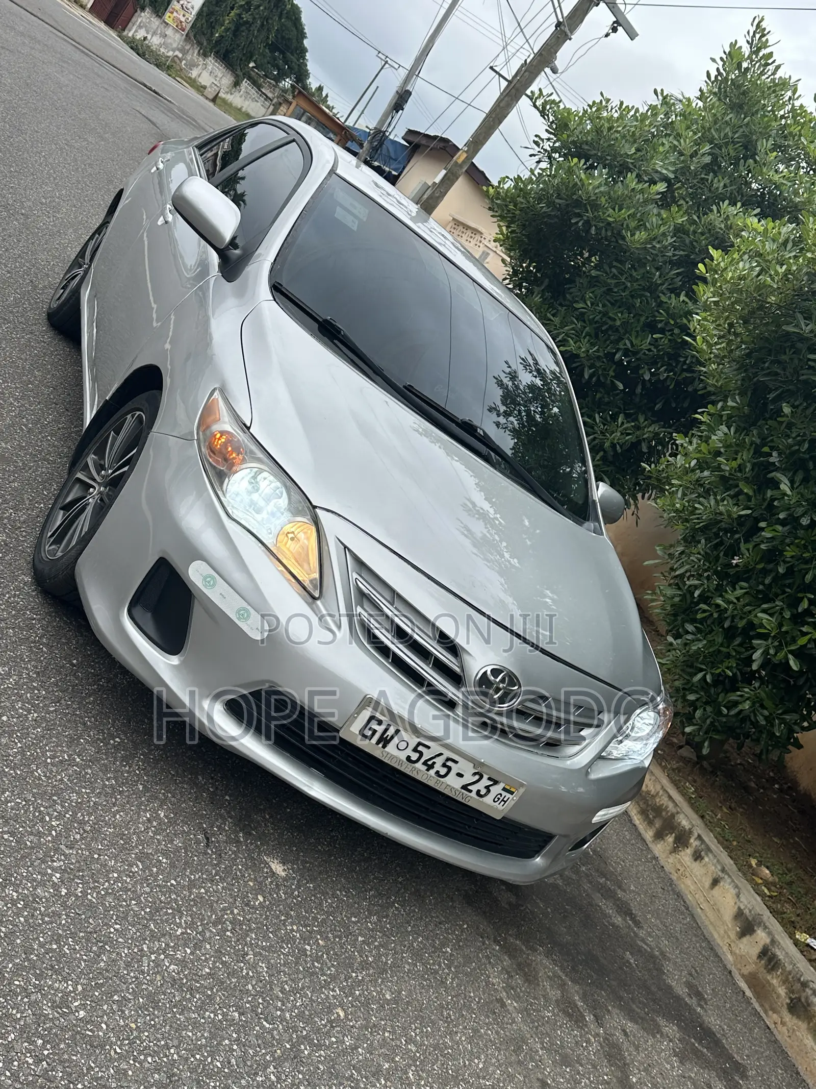 Toyota Corolla LE Special Edition 4dr Sedan (1.8L 4cyl 4A) 2013 Silver