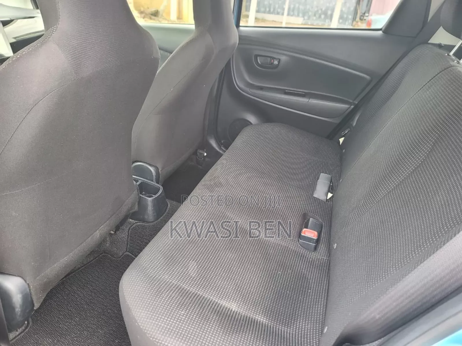 Toyota Vitz 2010 Gray