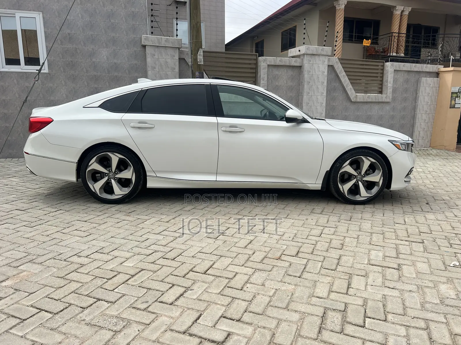 Honda Accord Touring 2.0T 2020 White
