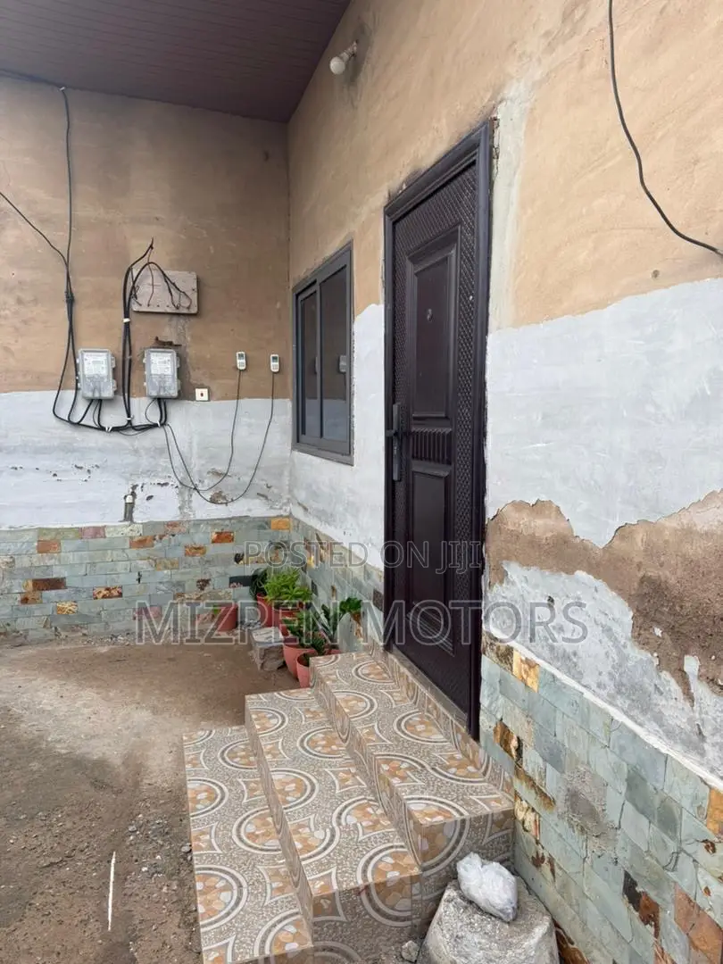 3bdrm Block of Flats in Manhean for sale