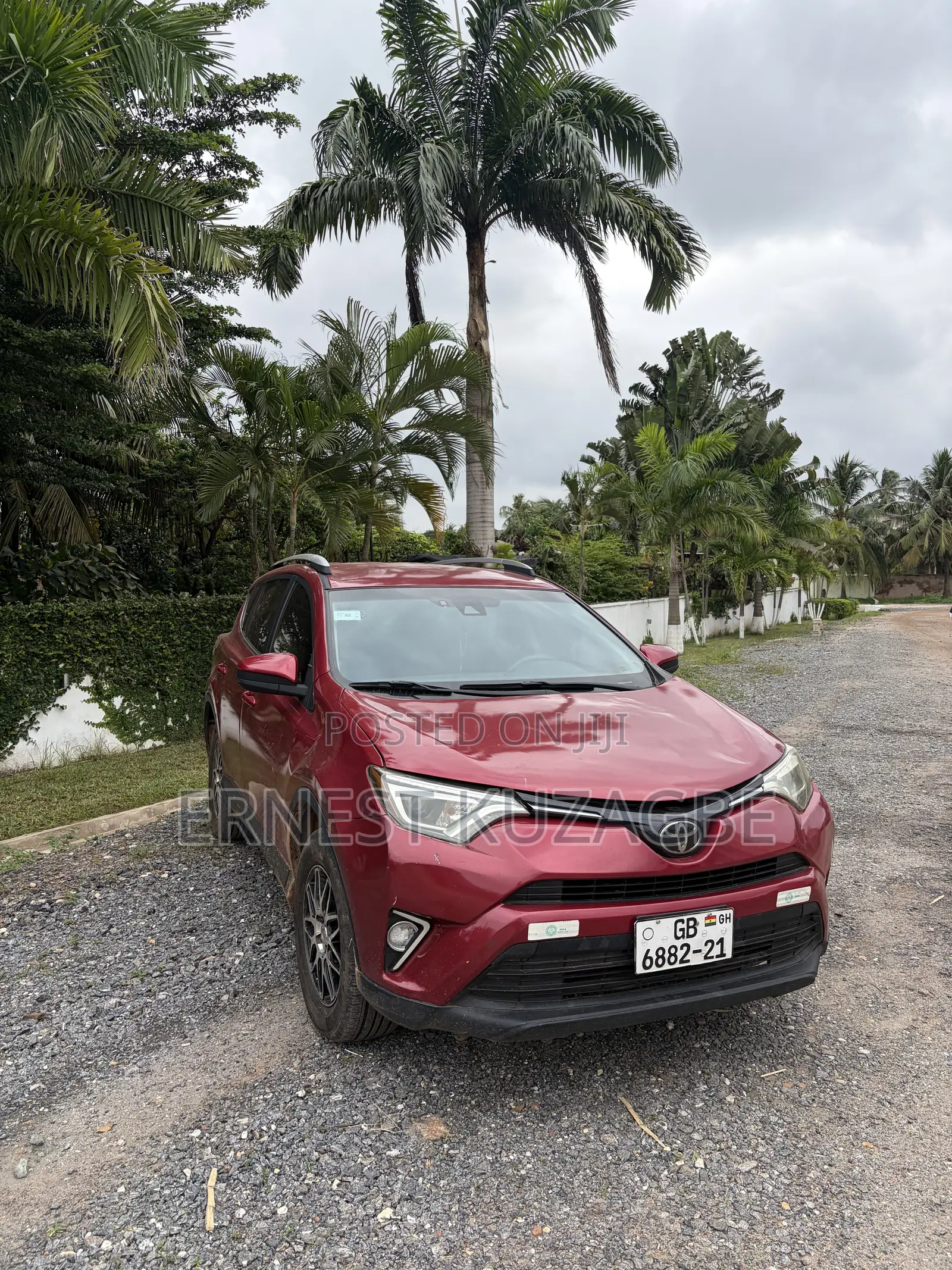 Toyota RAV4 2017 Red