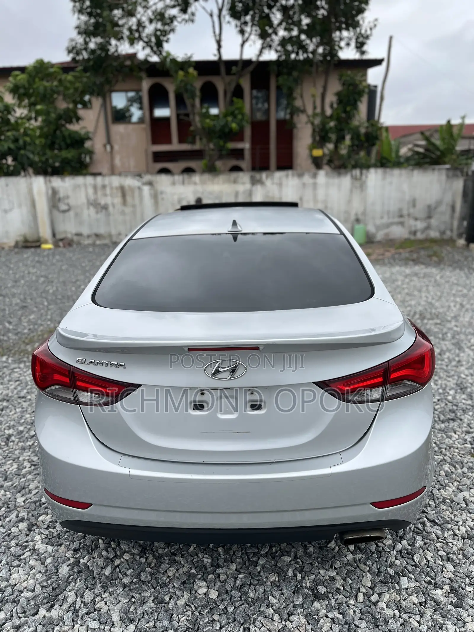 Hyundai Elantra Limited 4dr Sedan (1.8L 4cyl 6A) 2015 Silver