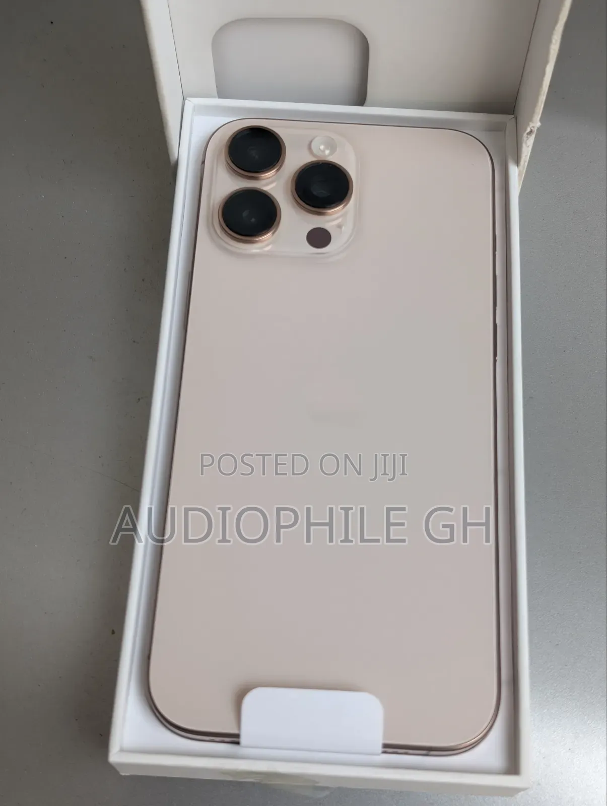 Apple iPhone 16 Pro Max 256 GB Gold