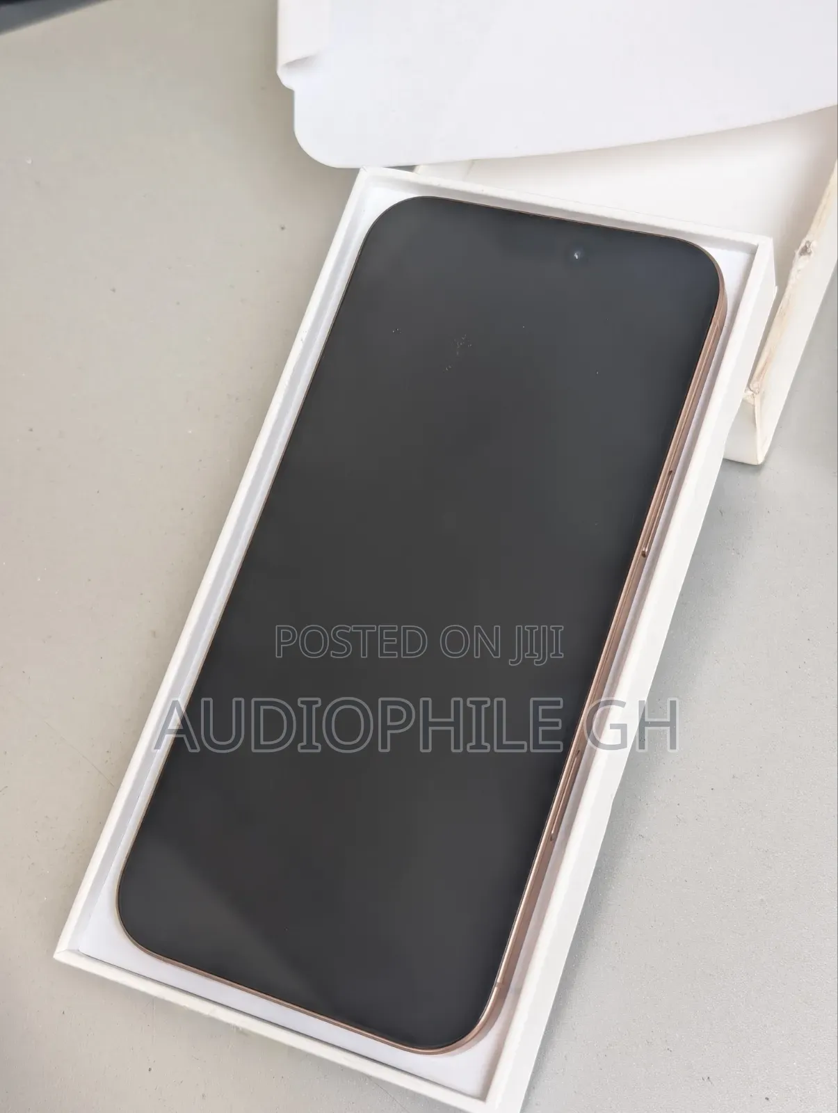 Apple iPhone 16 Pro Max 256 GB Gold