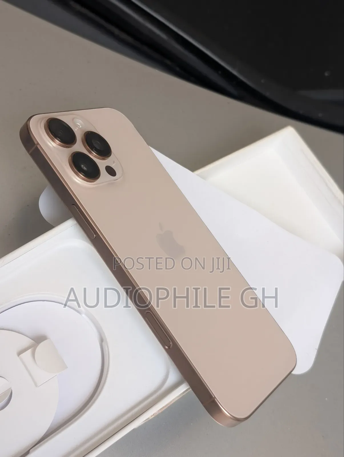 Apple iPhone 16 Pro Max 256 GB Gold
