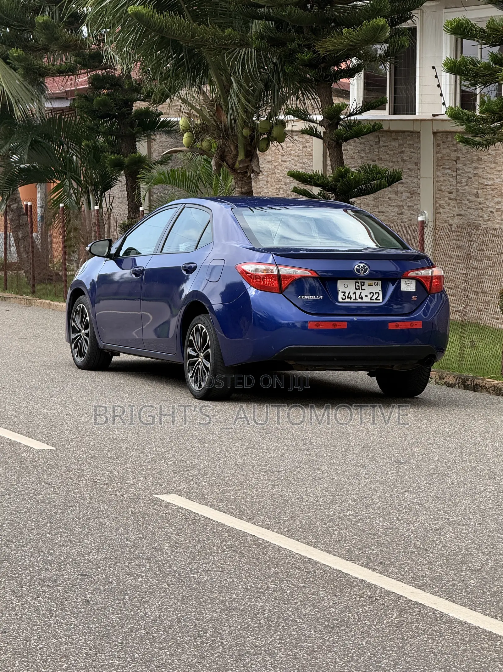 Toyota Corolla S 4dr Sedan (1.8L 4cyl CVT) 2016 Blue