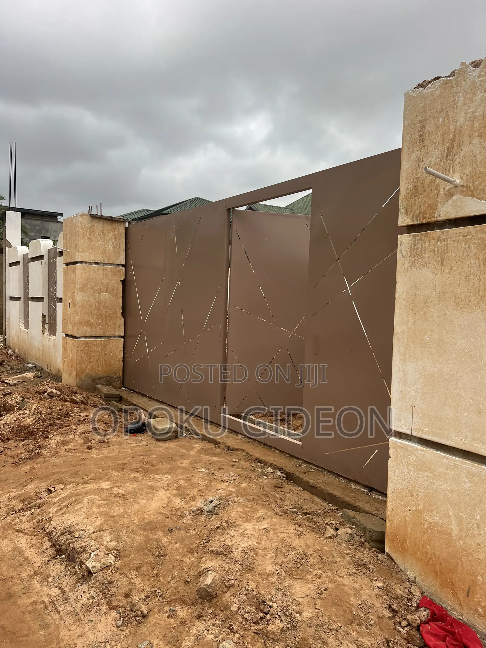2bdrm House in Mayera, Pokuase for sale