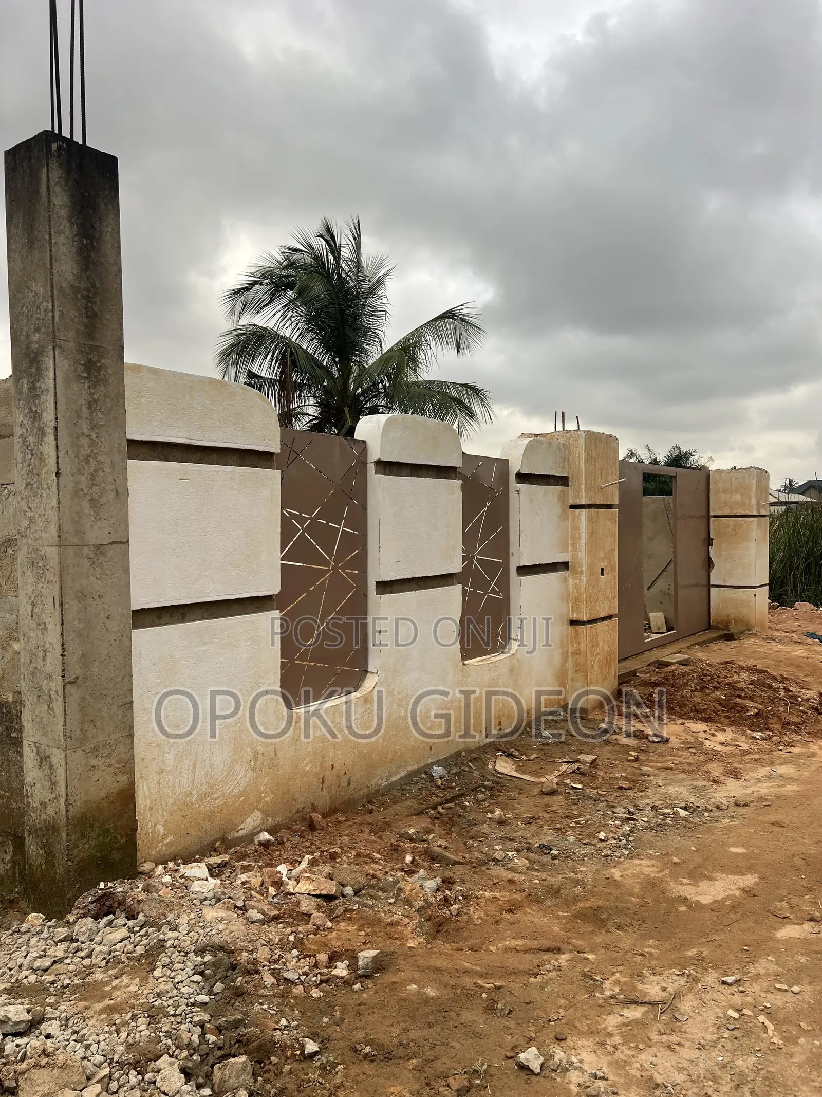 2bdrm House in Mayera, Pokuase for sale