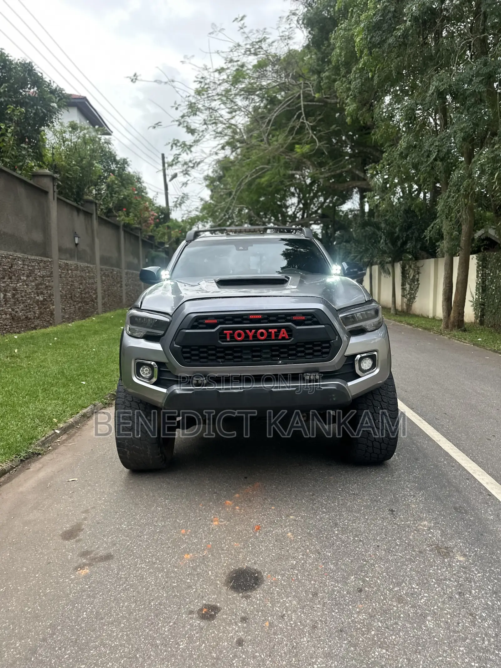 Toyota Tacoma 2018 Gray