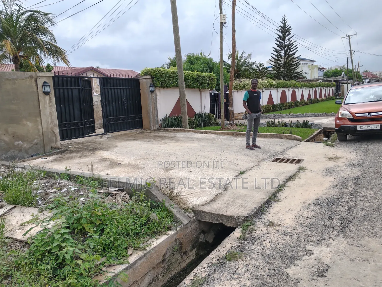 3bdrm Duplex in Felmic Real Estate, Papao for sale